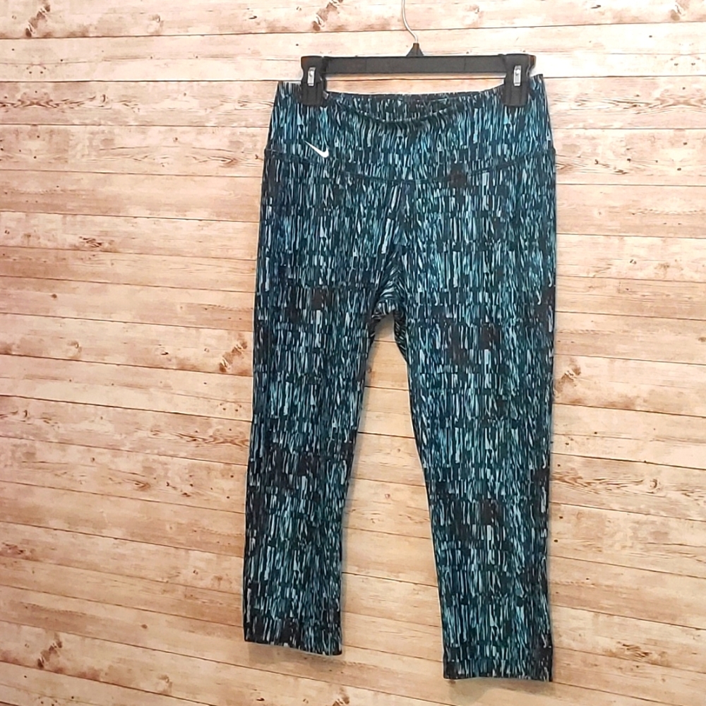 Nike Dri-fit workout Capri